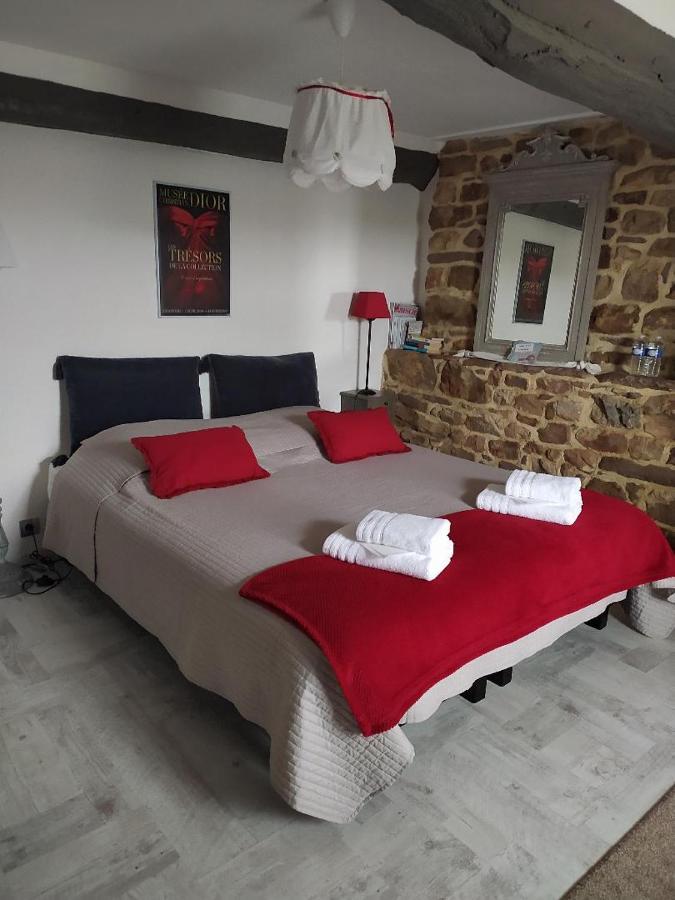 Chambres D'Hotes La Clef Des Champs Montpinchon Εξωτερικό φωτογραφία