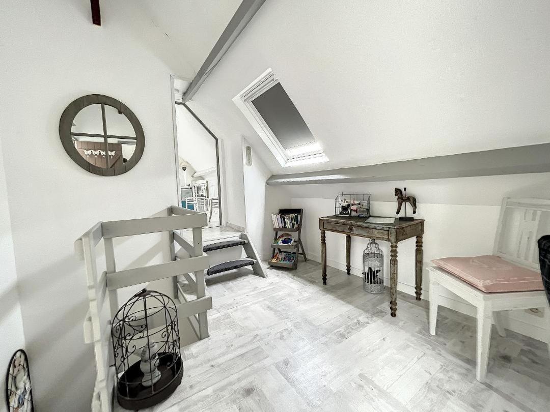 Chambres D'Hotes La Clef Des Champs Montpinchon Εξωτερικό φωτογραφία