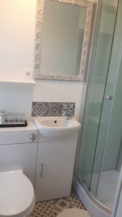 Chambres D'Hotes La Clef Des Champs Montpinchon Εξωτερικό φωτογραφία